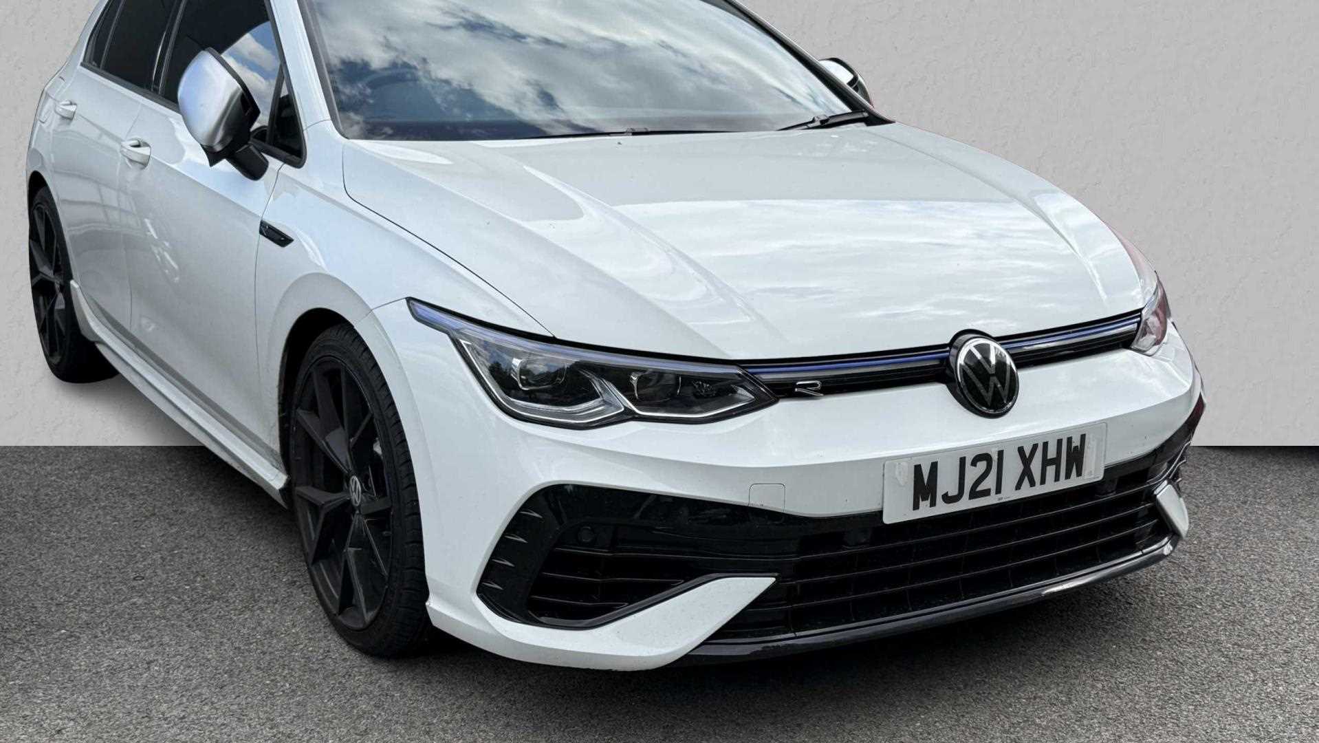 Main listing image - Volkswagen Golf R