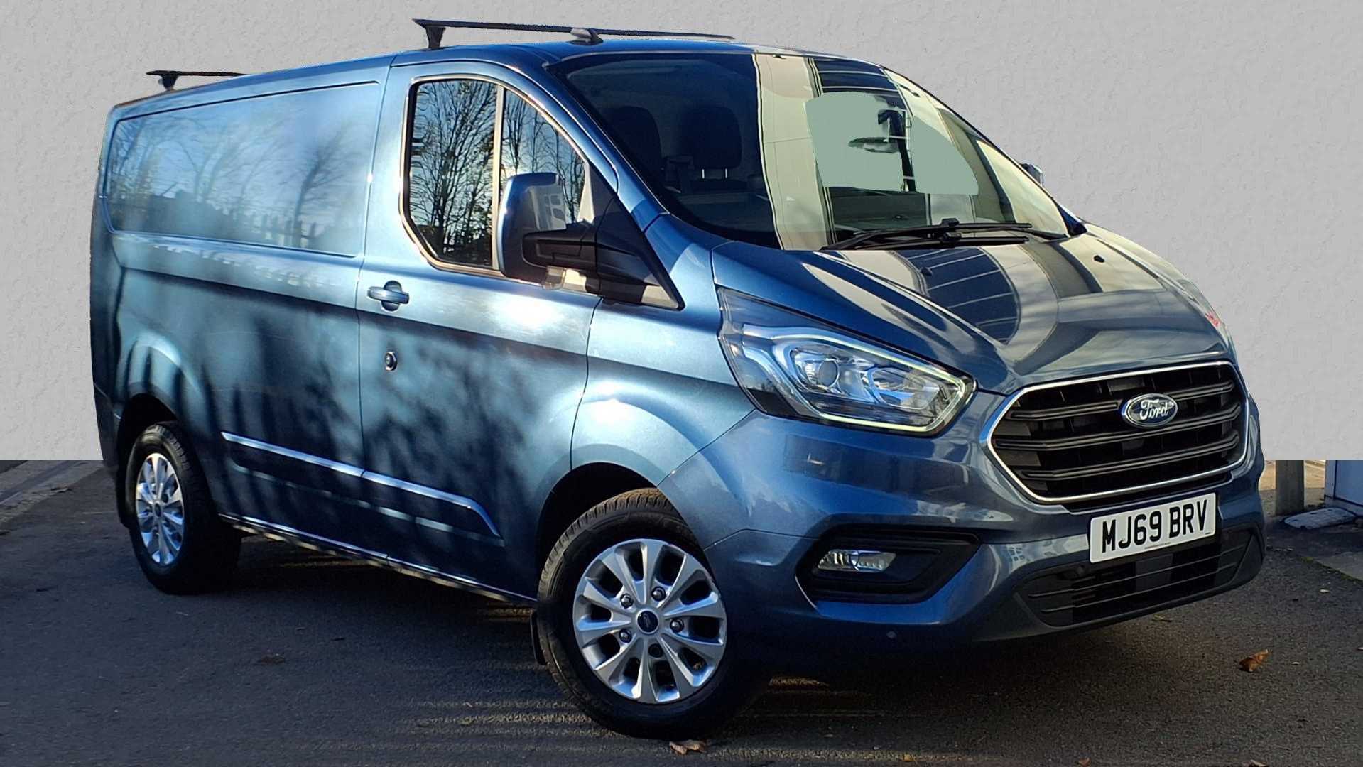 Main listing image - Ford Transit Custom