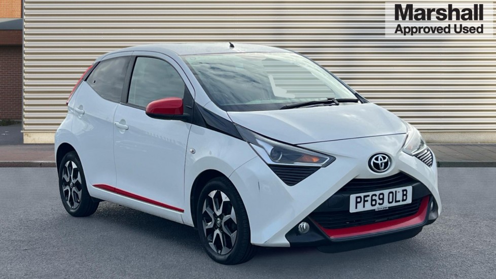 Main listing image - Toyota Aygo