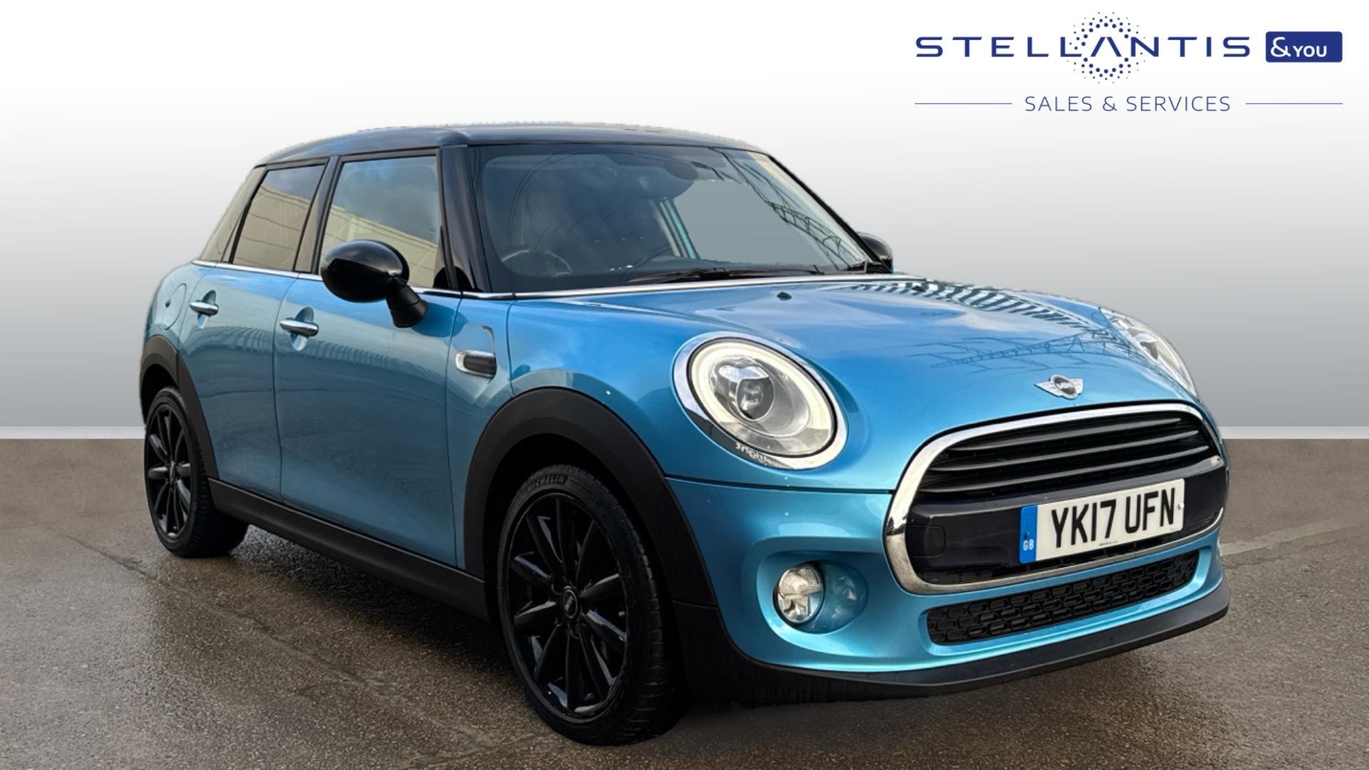 Main listing image - MINI Hatchback 5dr