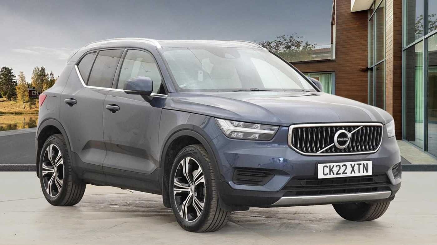 Main listing image - Volvo XC40