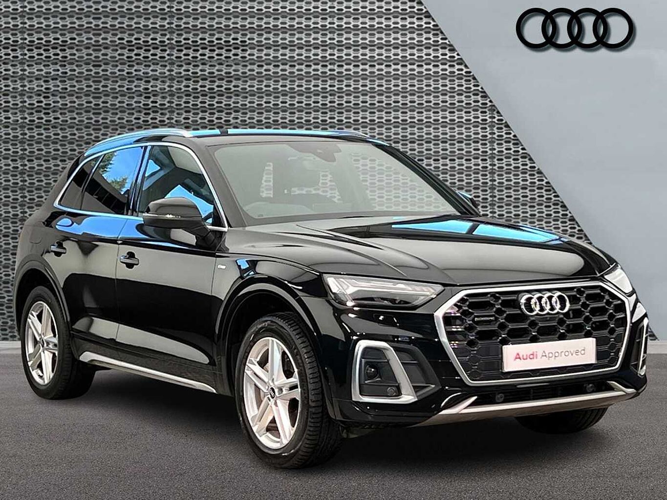 Main listing image - Audi Q5