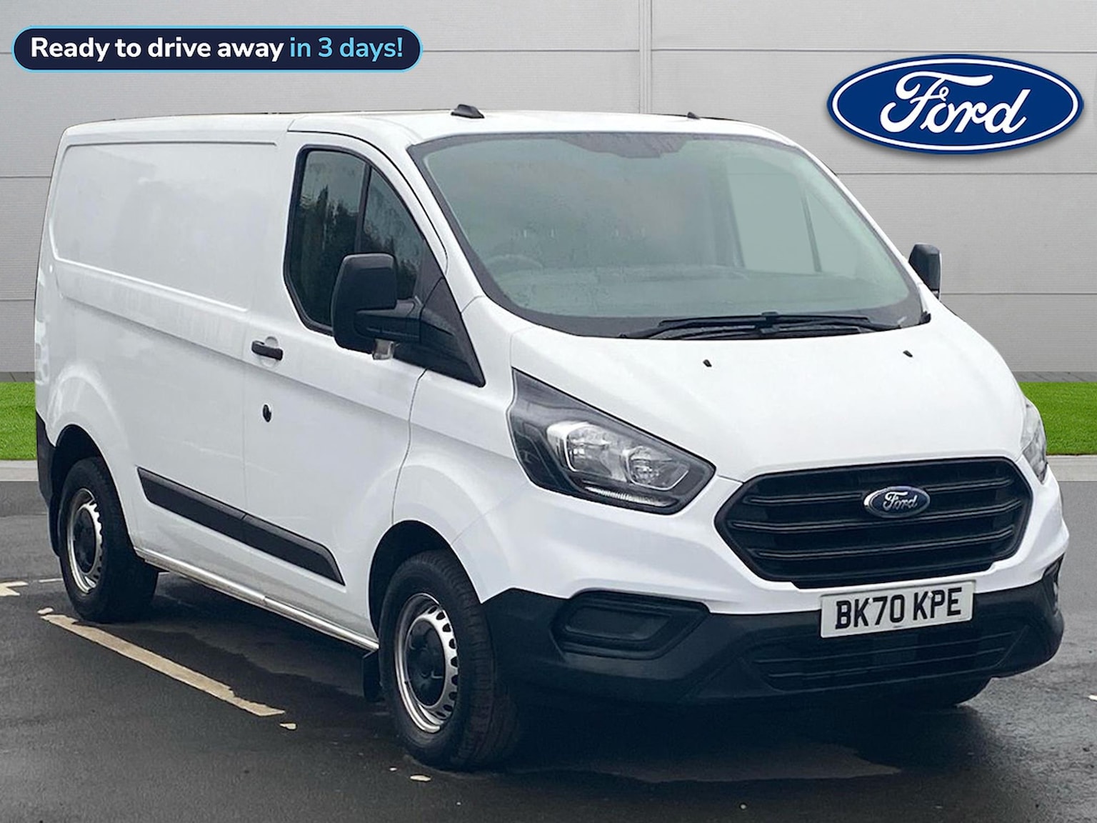 Main listing image - Ford Transit Custom