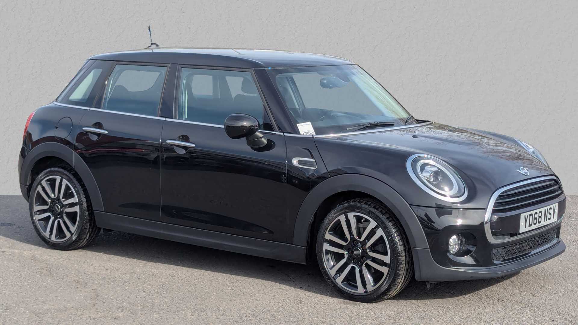 Main listing image - MINI Hatchback 5dr