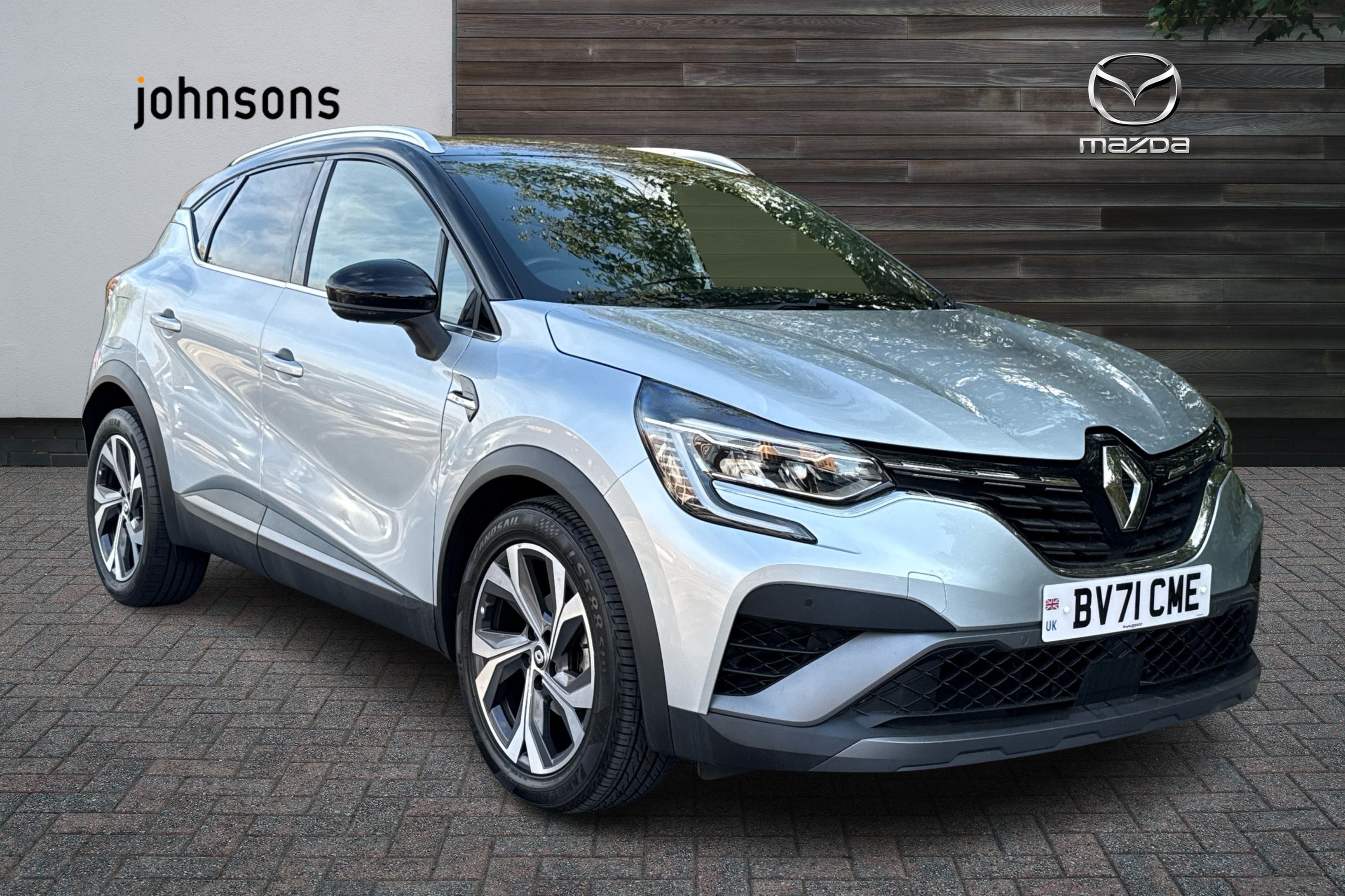 Main listing image - Renault Captur