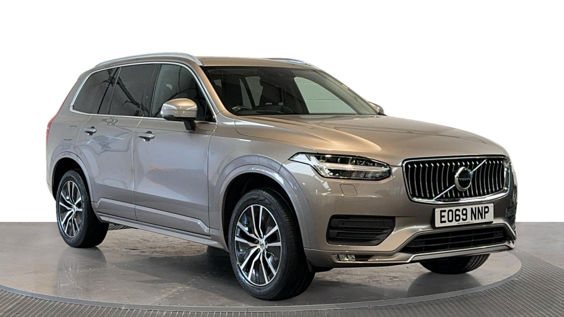 Main listing image - Volvo XC90