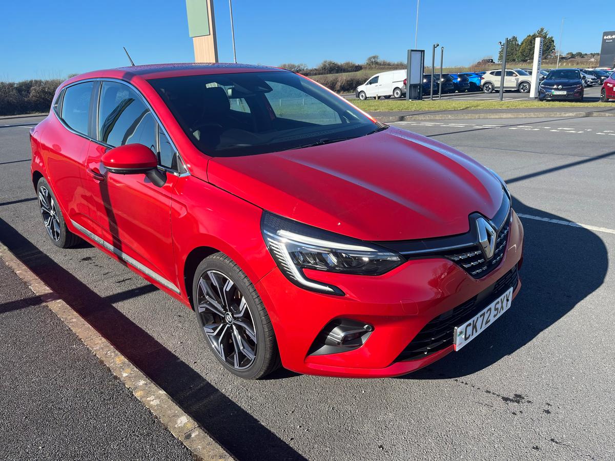 Main listing image - Renault Clio