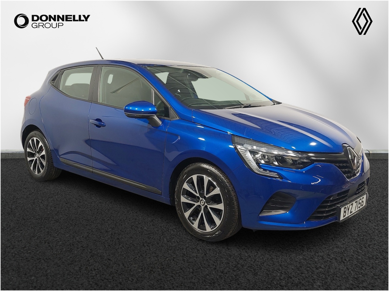 Main listing image - Renault Clio