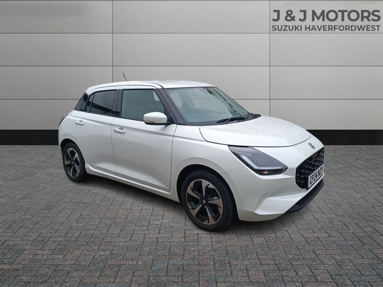 Main listing image - Suzuki Swift