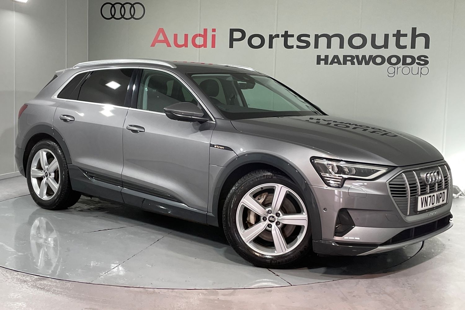 Main listing image - Audi e-tron