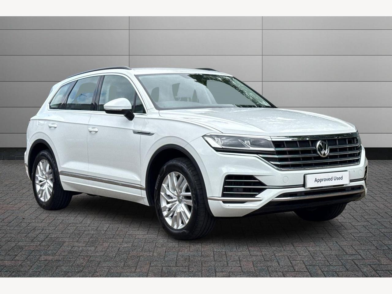 Main listing image - Volkswagen Touareg
