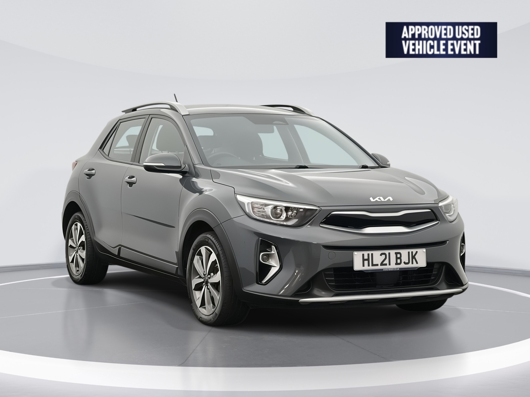 Main listing image - Kia Stonic