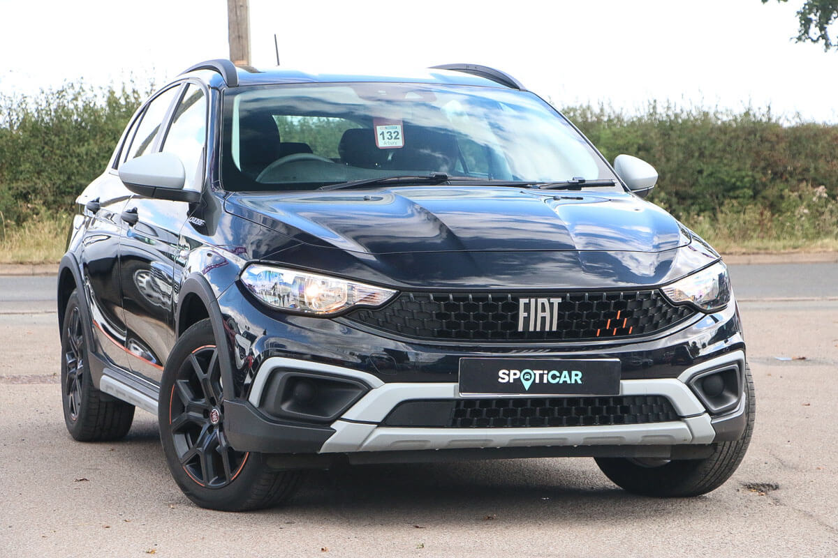 Main listing image - Fiat Tipo Cross