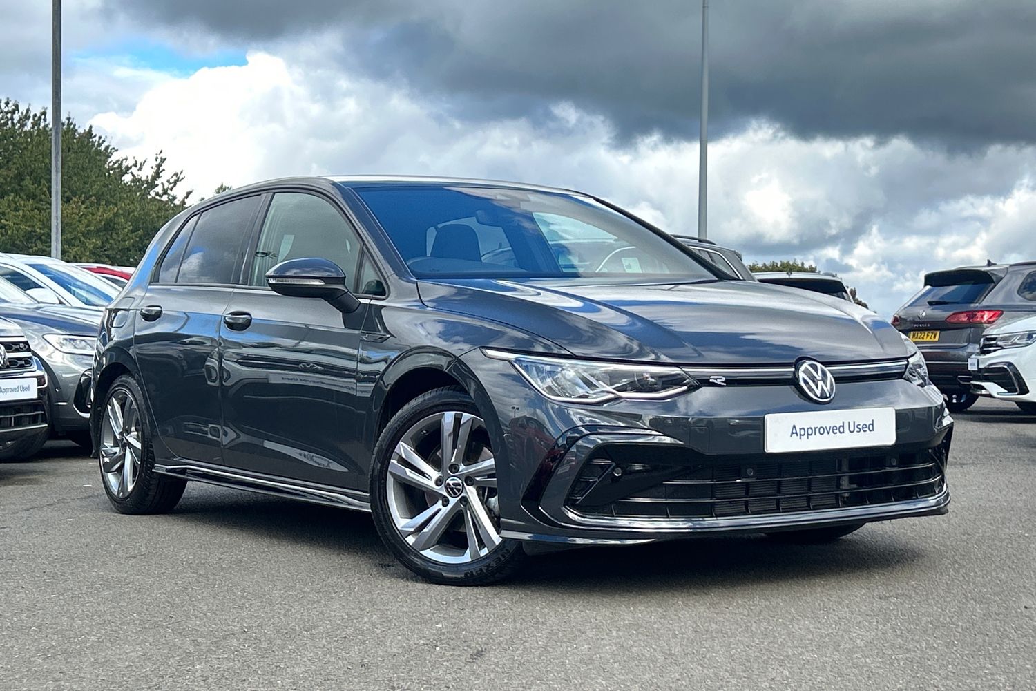 Main listing image - Volkswagen Golf