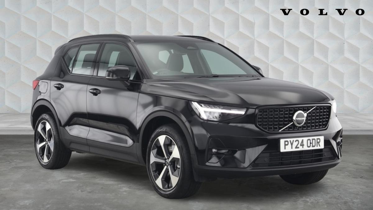 Main listing image - Volvo XC40