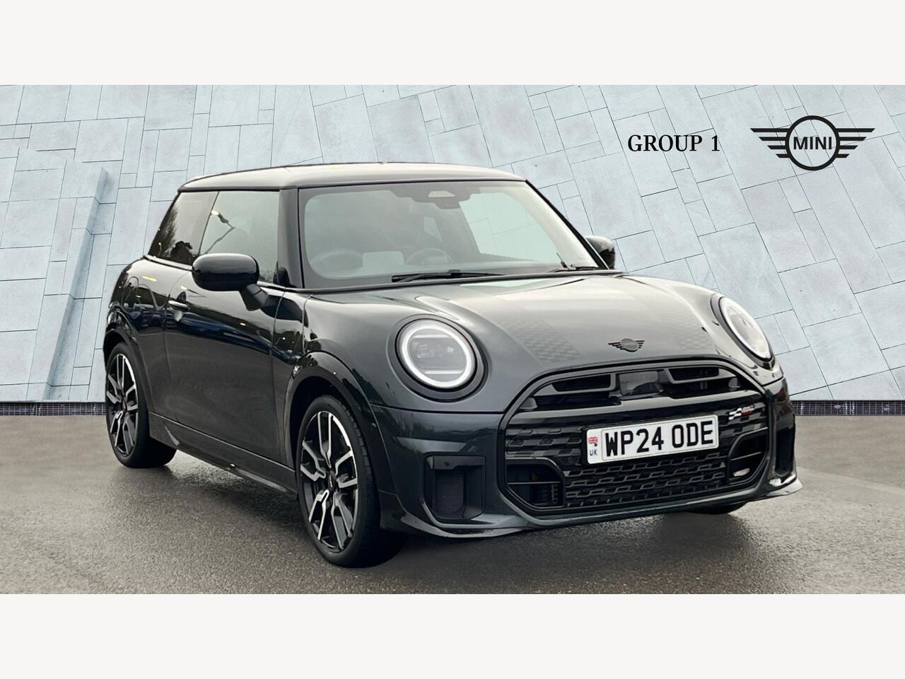 Main listing image - MINI Hatchback