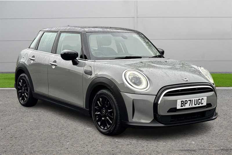 Main listing image - MINI Hatchback 5dr