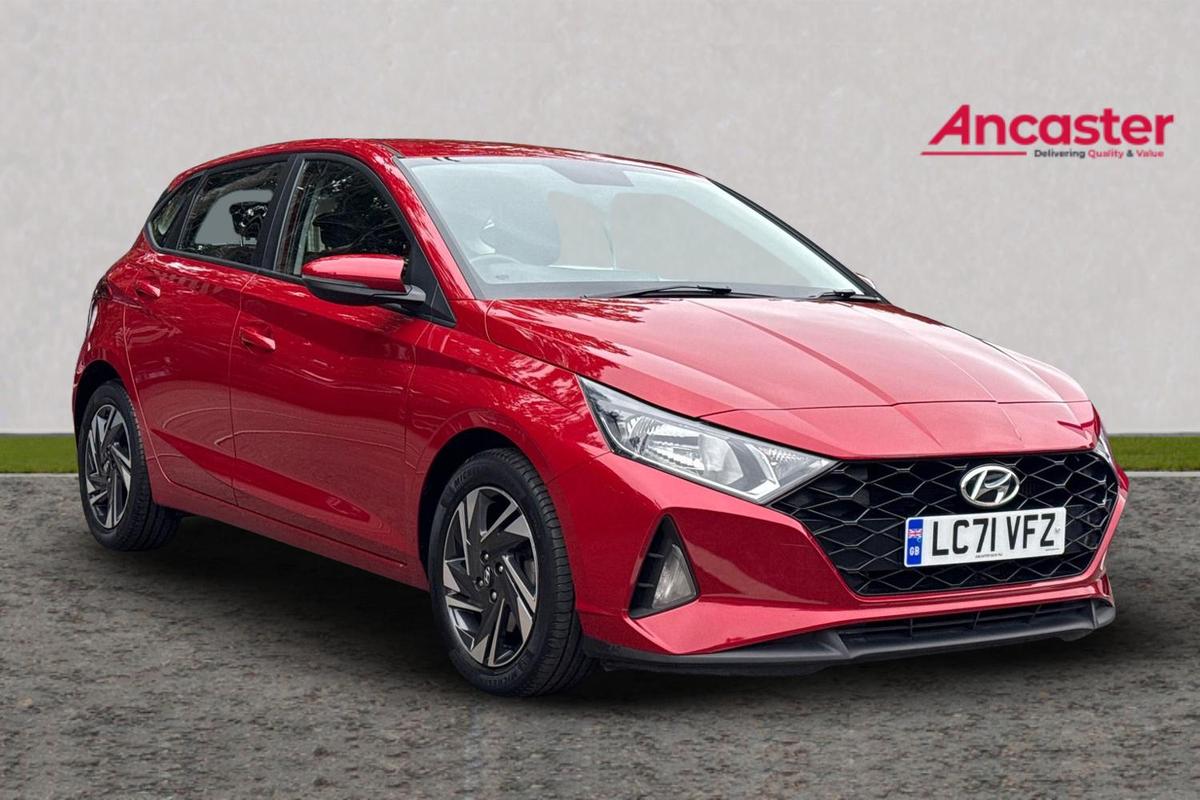 Main listing image - Hyundai i20