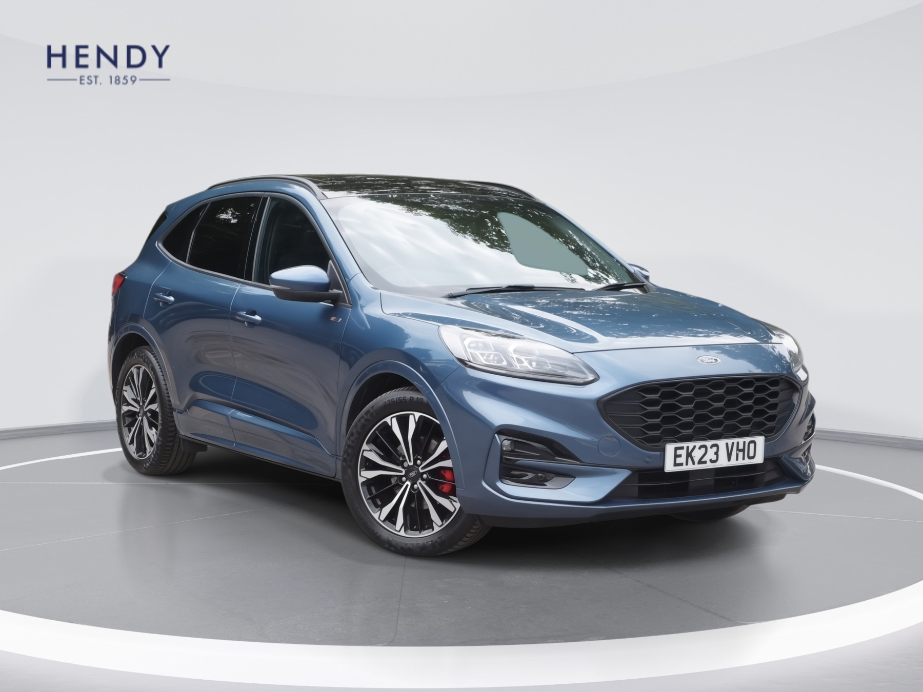 Main listing image - Ford Kuga
