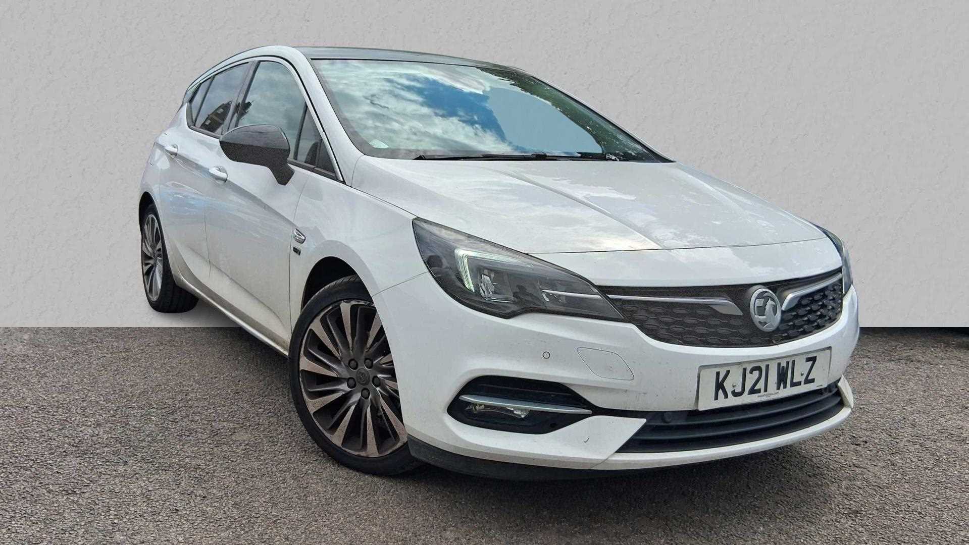 Main listing image - Vauxhall Astra