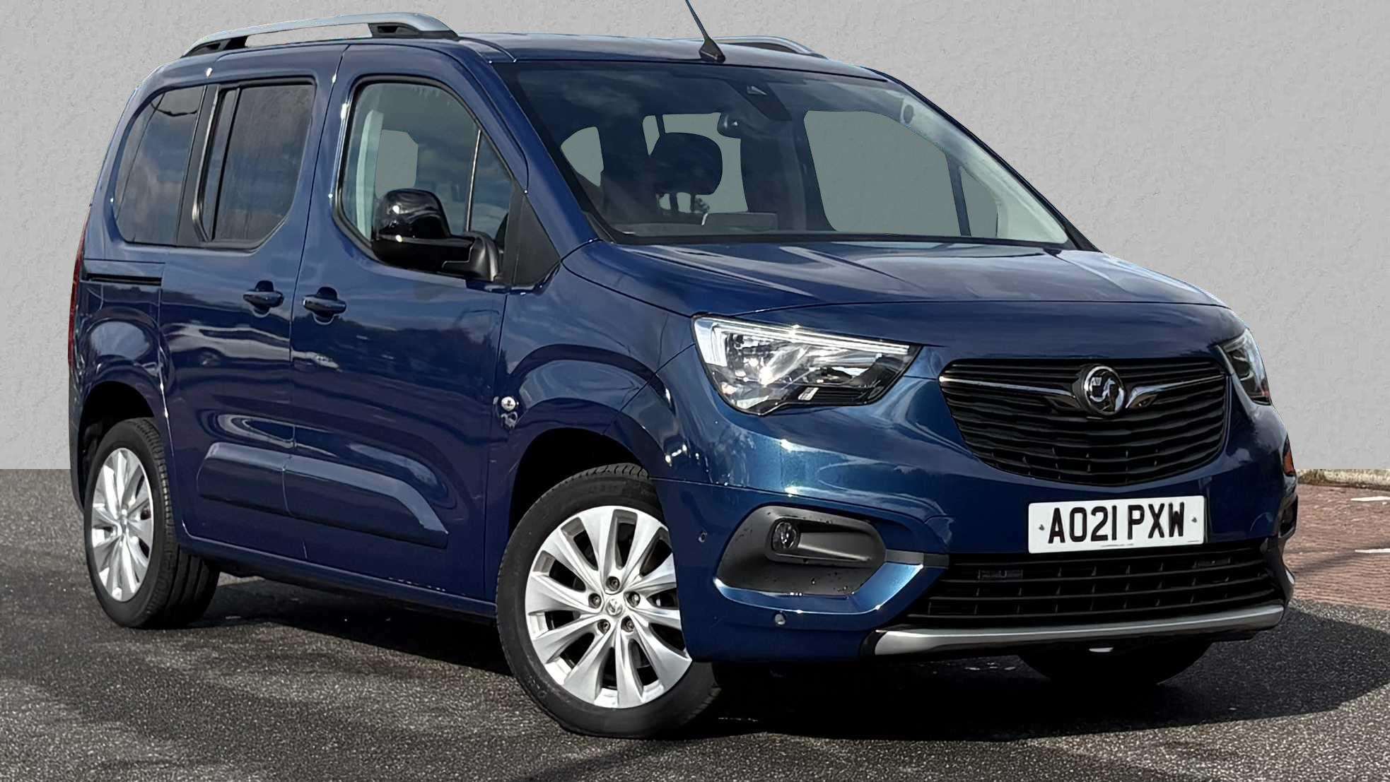 Main listing image - Vauxhall Combo Life