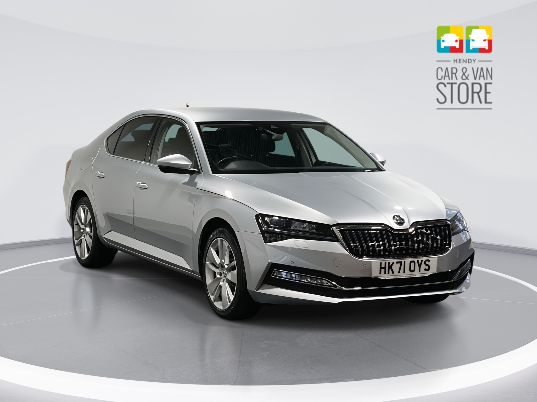 Main listing image - Skoda Superb