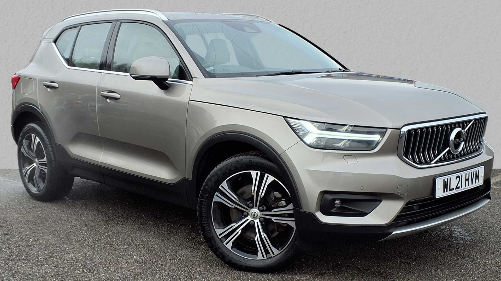 Main listing image - Volvo XC40 Recharge