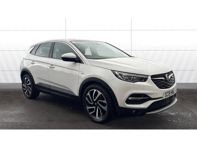 Main listing image - Vauxhall Grandland X