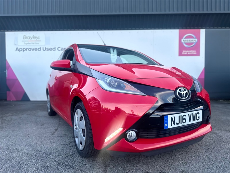 Main listing image - Toyota Aygo