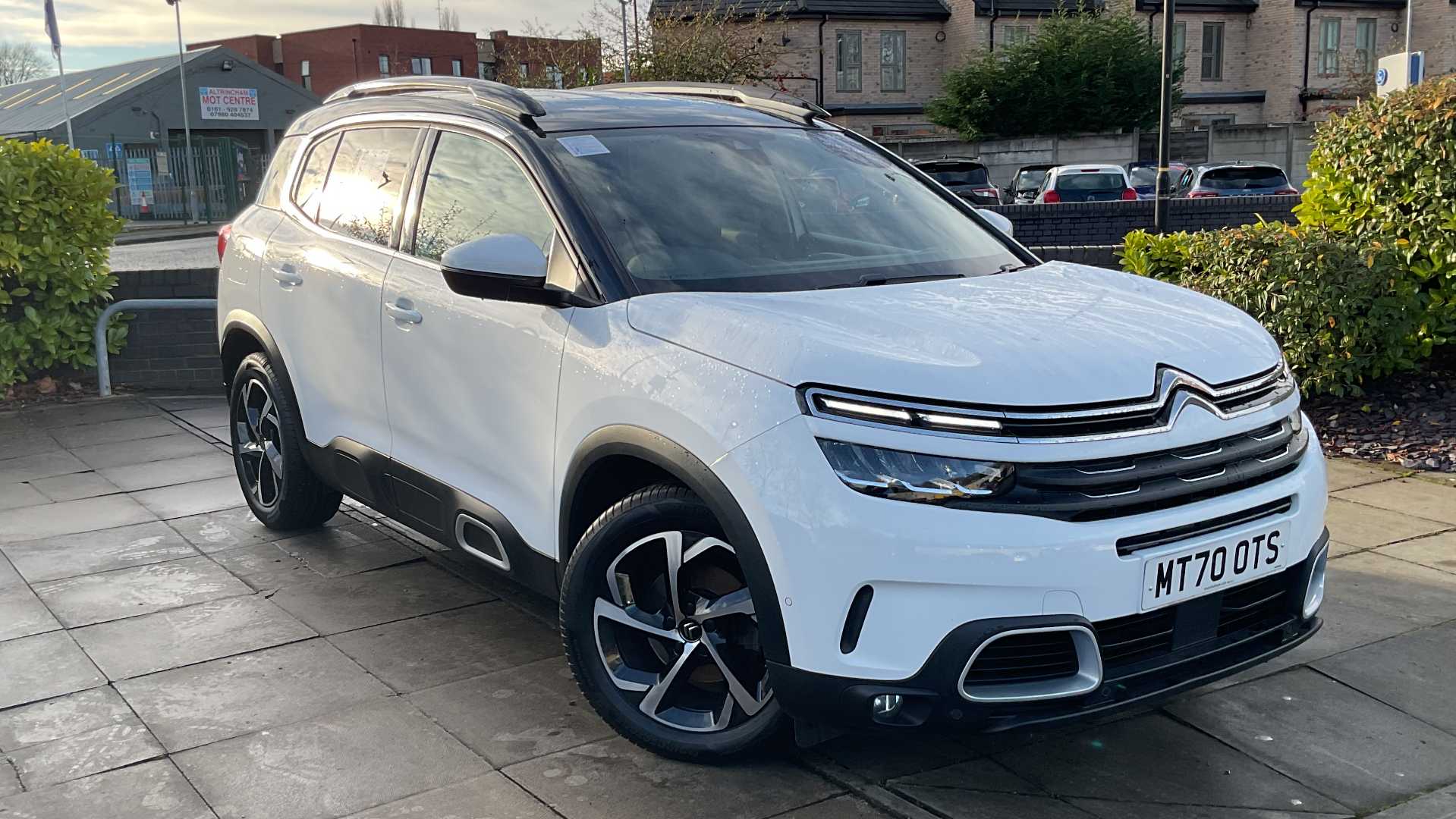 Main listing image - Citroen C5 Aircross