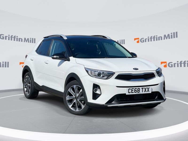Main listing image - Kia Stonic