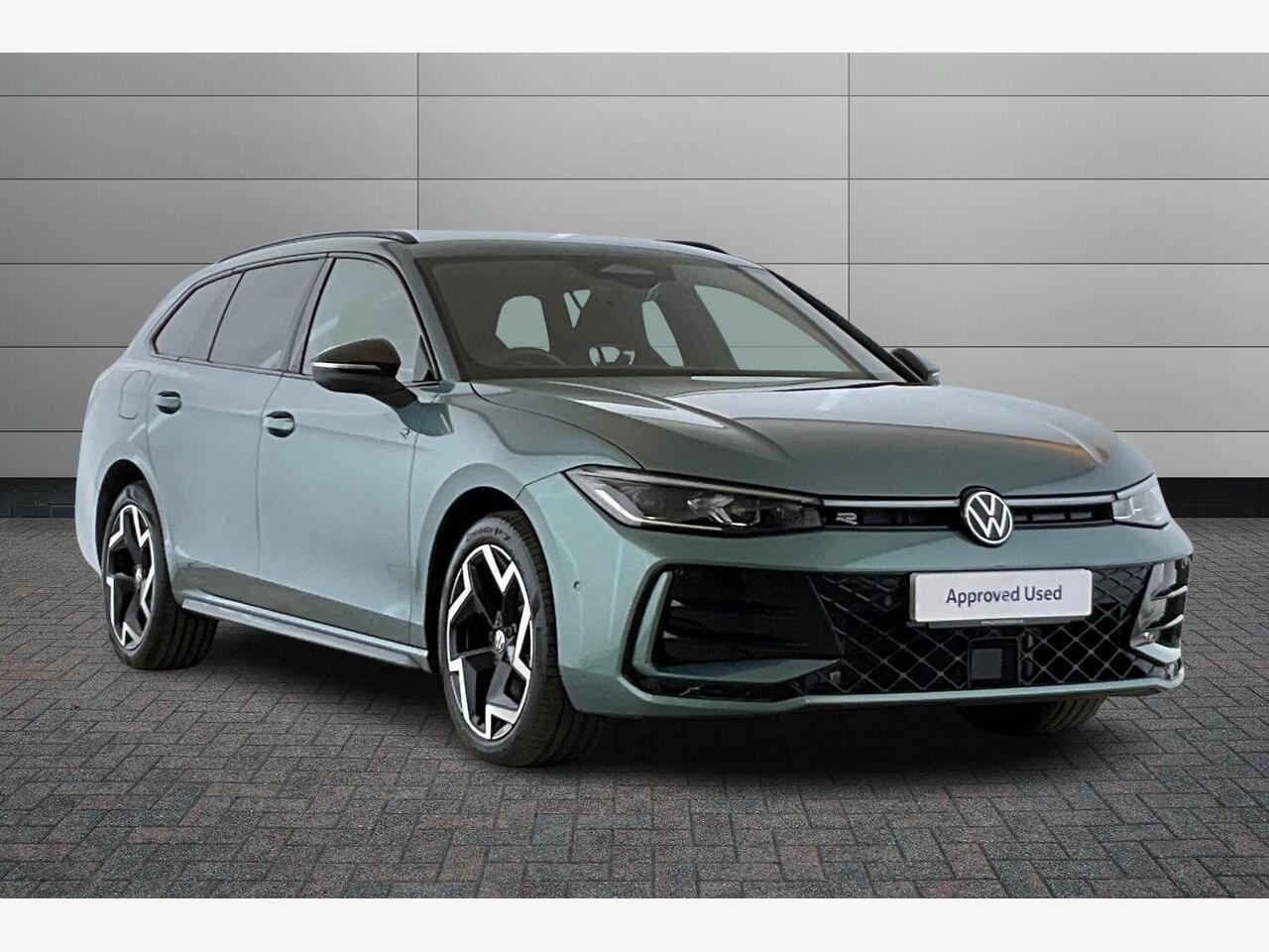 Main listing image - Volkswagen Passat