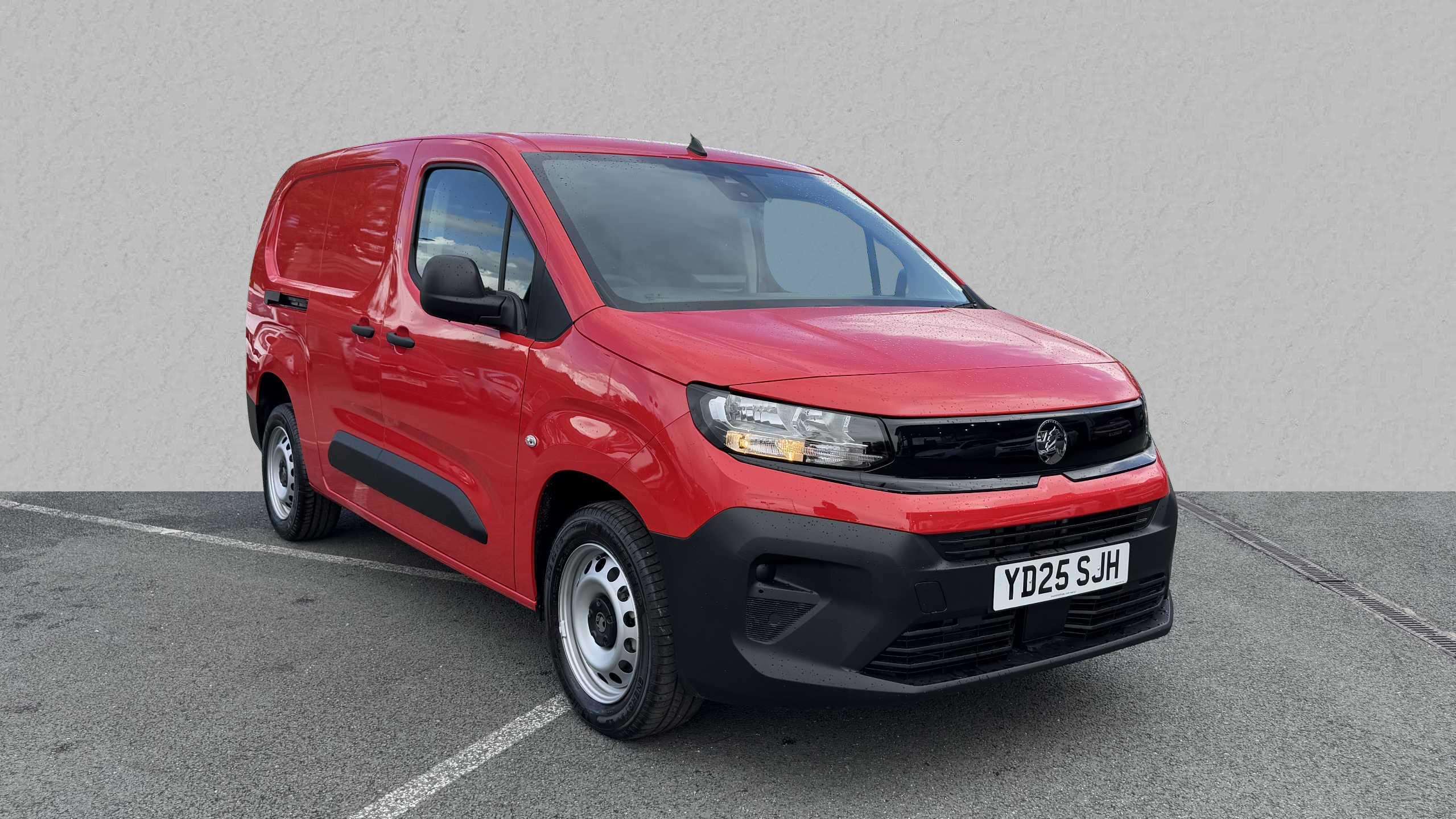 Main listing image - Vauxhall Combo Cargo