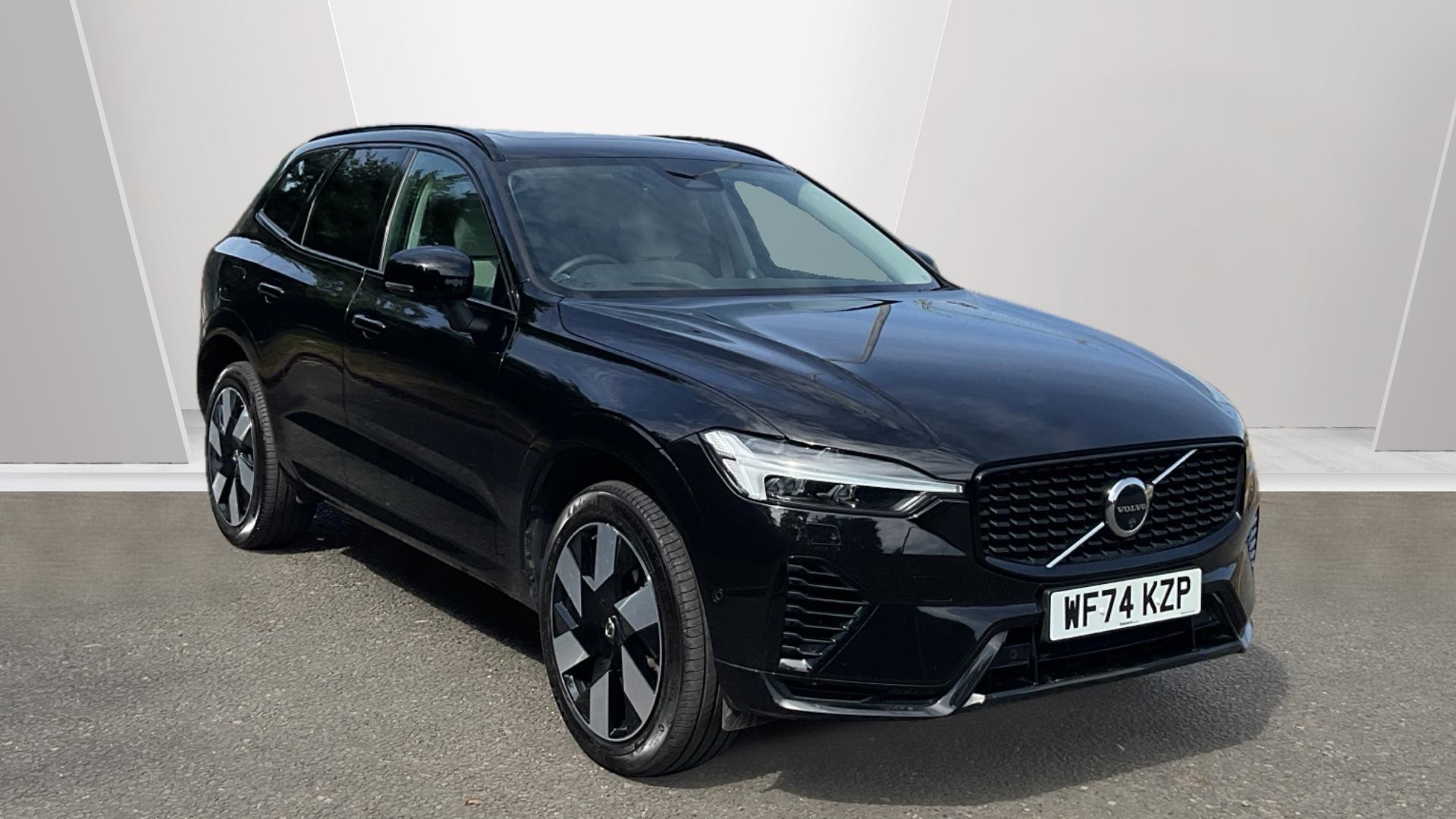 Main listing image - Volvo XC60