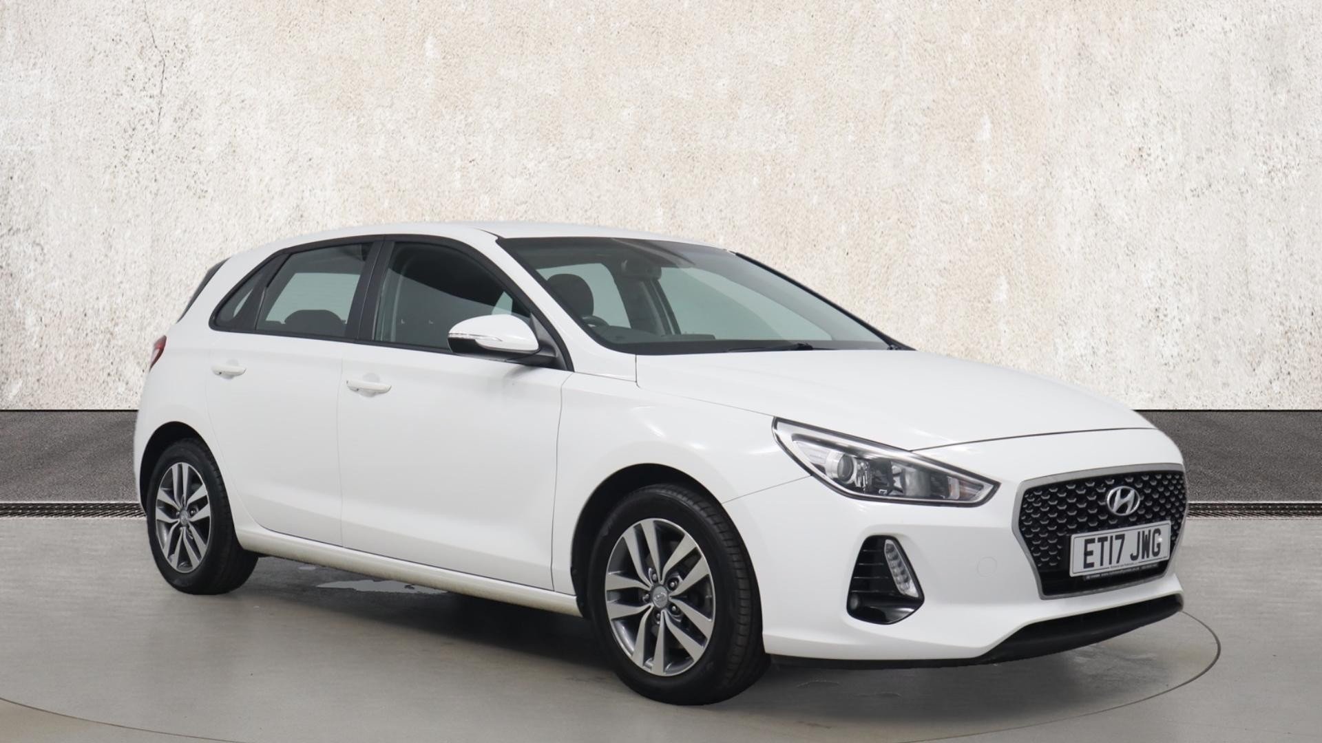 Main listing image - Hyundai i30