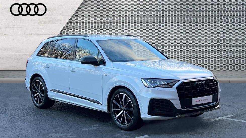 Main listing image - Audi Q7