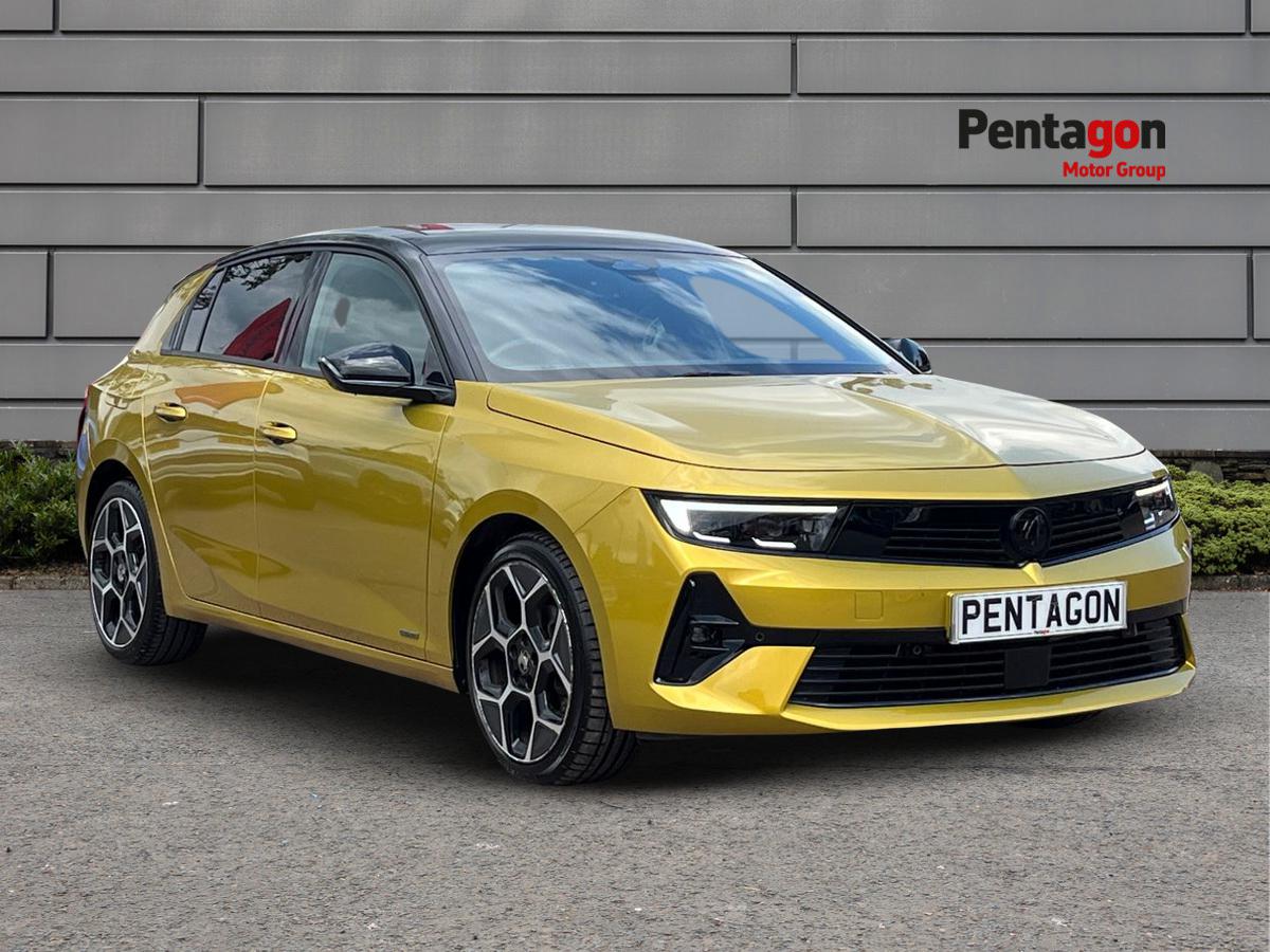 Main listing image - Vauxhall Astra