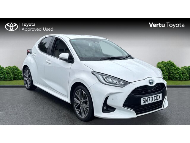 Main listing image - Toyota Yaris