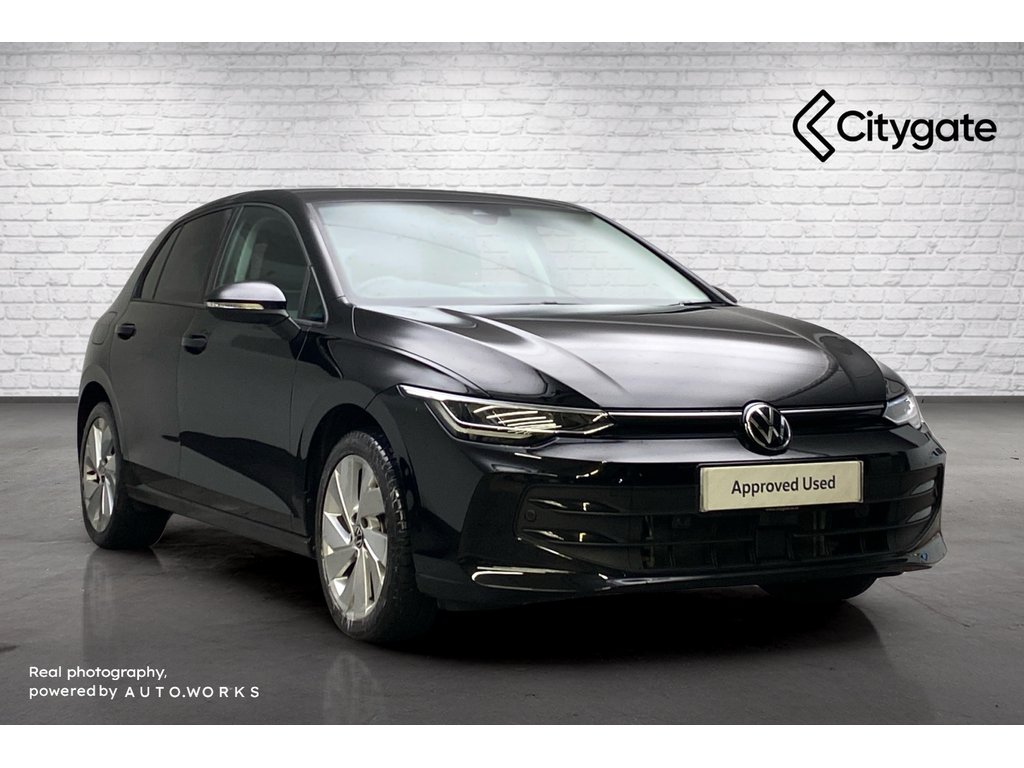 Main listing image - Volkswagen Golf