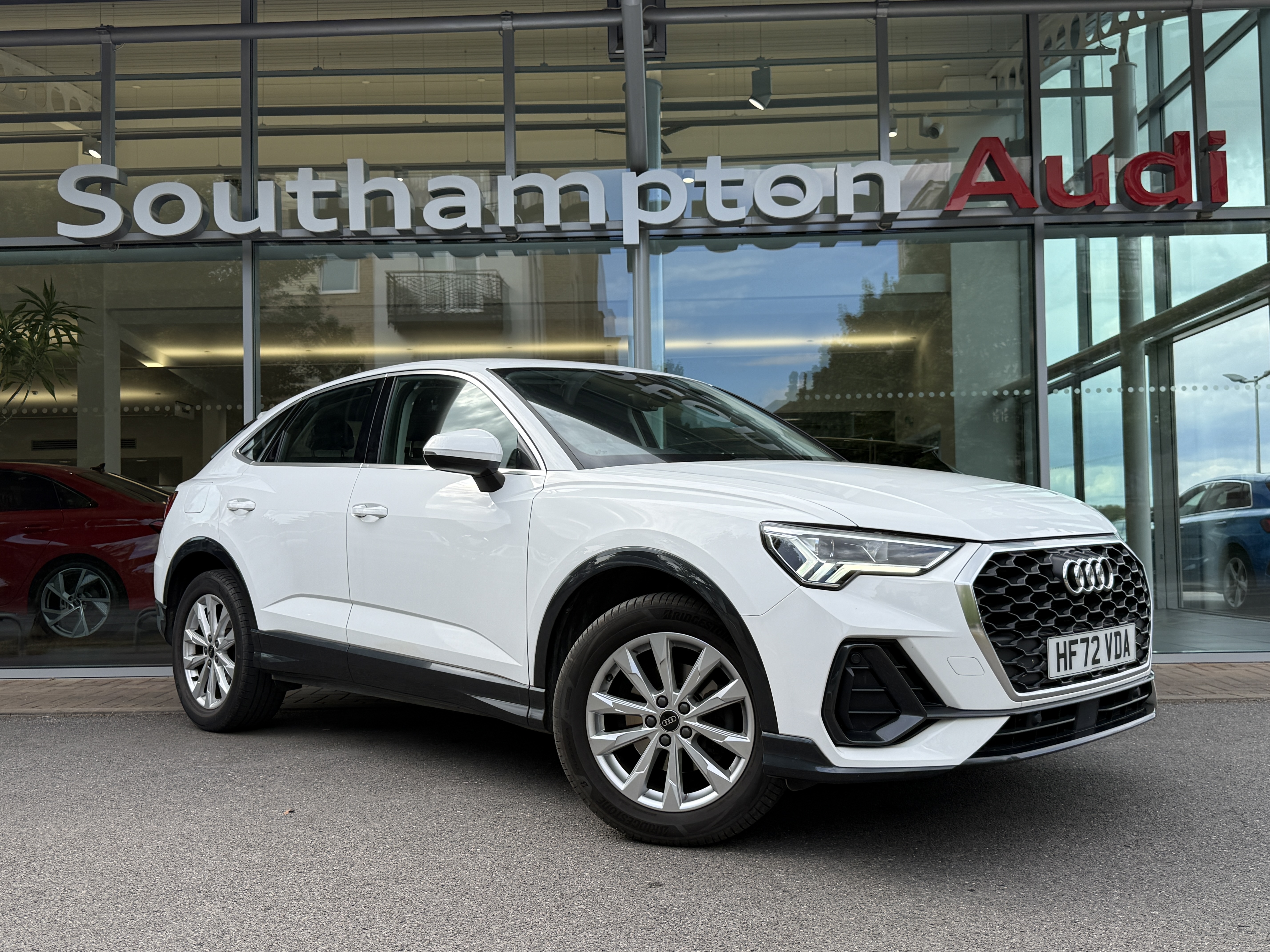 Main listing image - Audi Q3