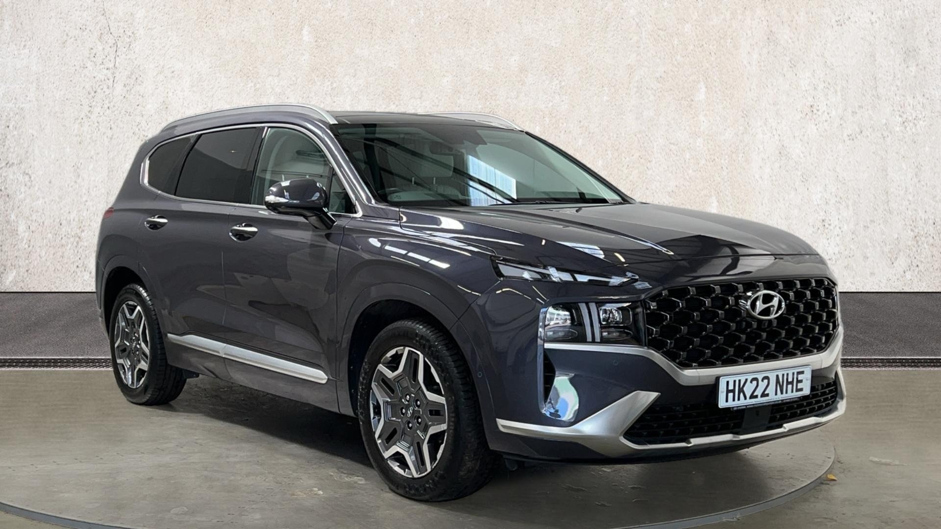 Main listing image - Hyundai Santa Fe