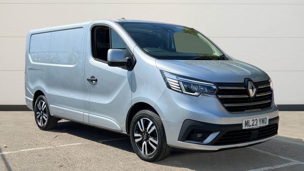 Main listing image - Renault Trafic