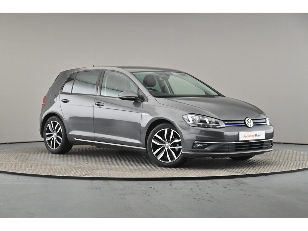 Main listing image - Volkswagen Golf