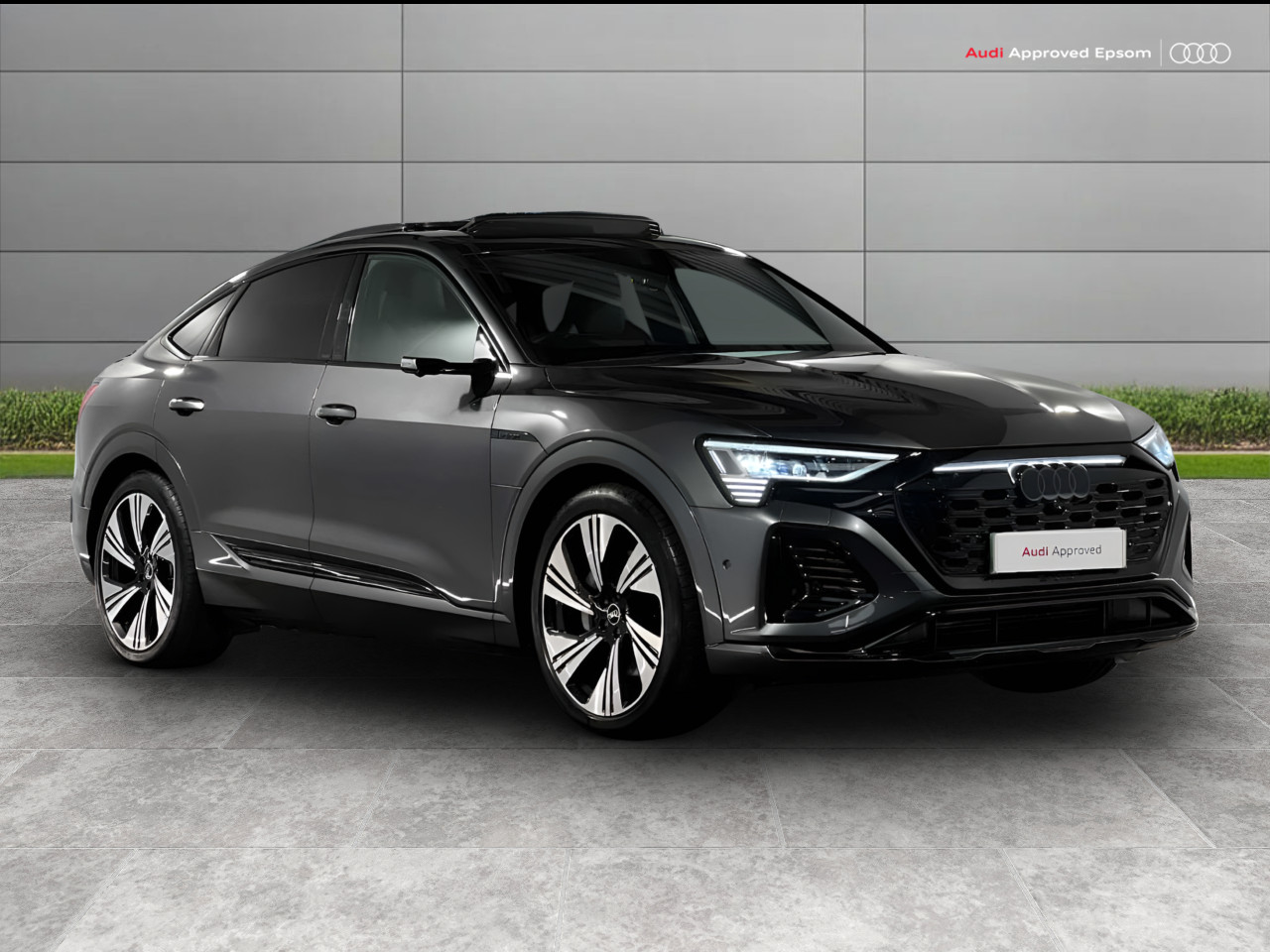 Main listing image - Audi Q8 e-tron