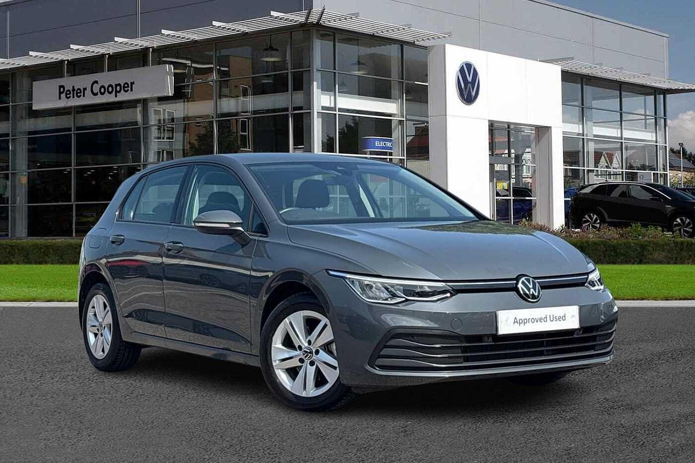 Main listing image - Volkswagen Golf