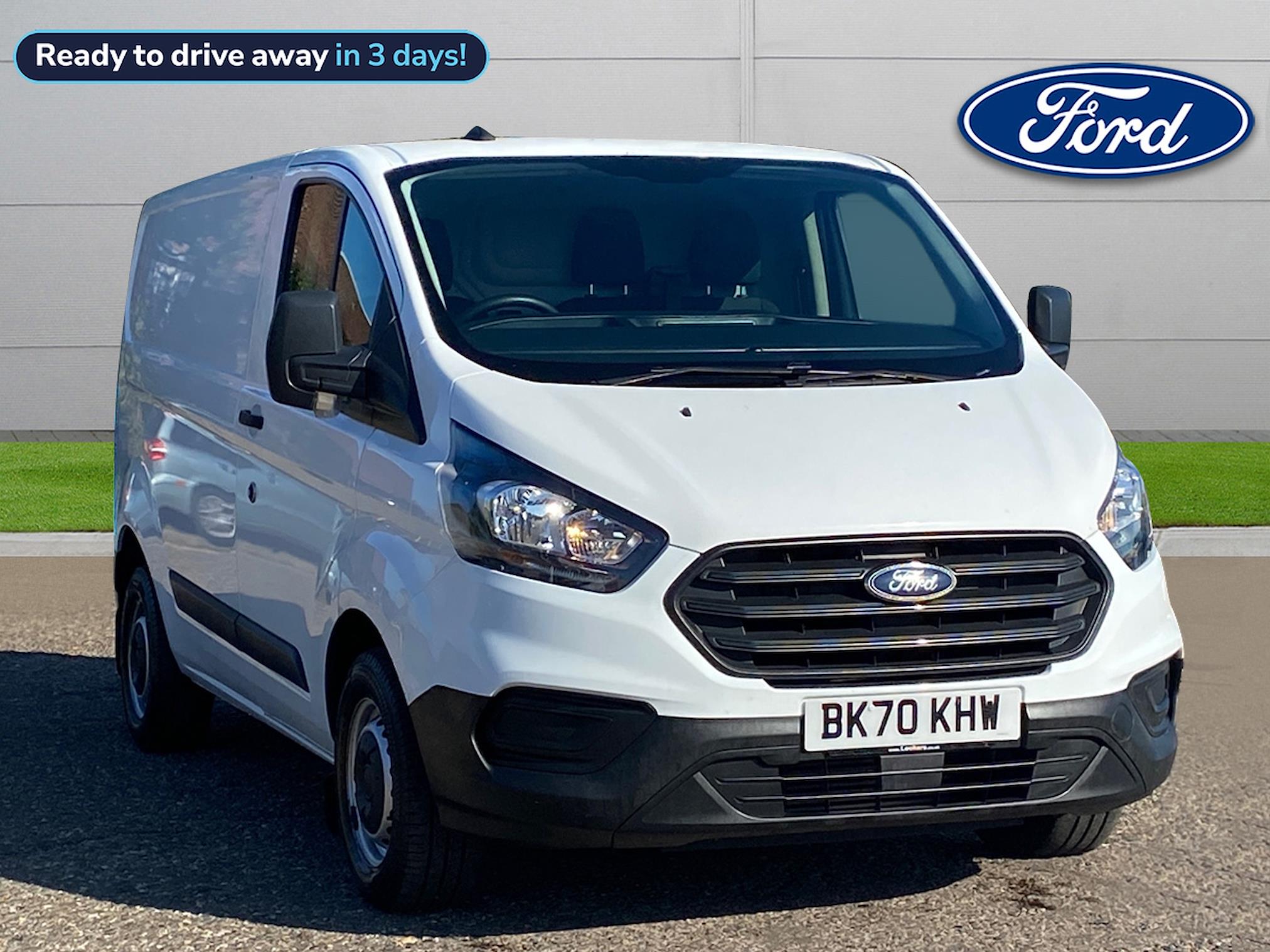 Main listing image - Ford Transit Custom