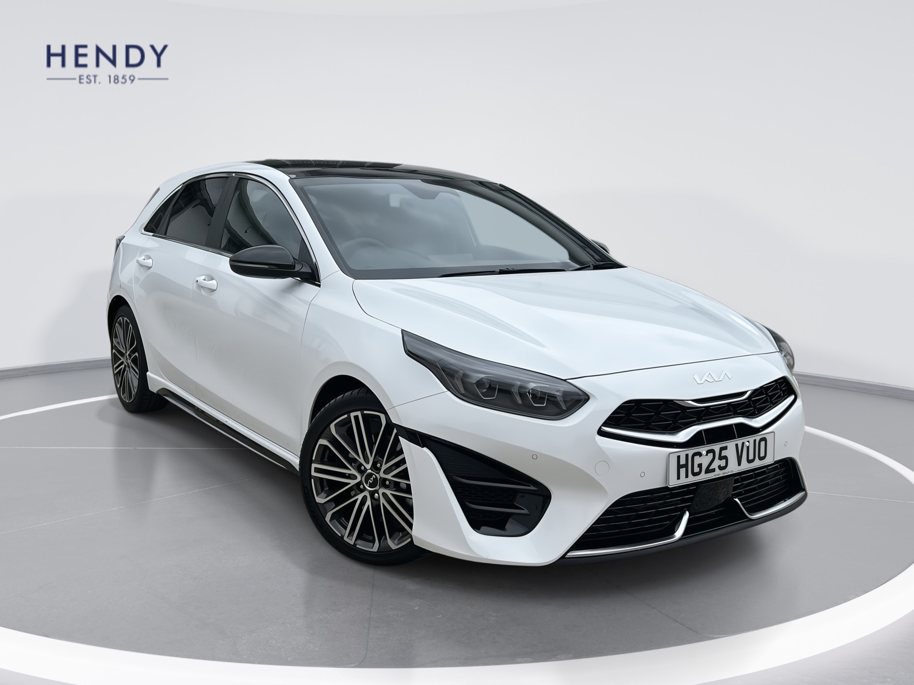Main listing image - Kia Ceed