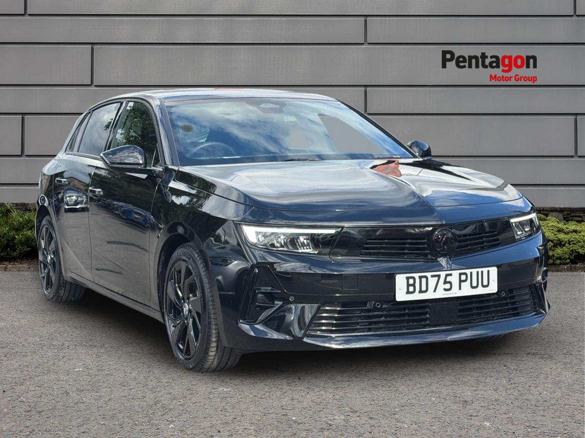 Main listing image - Vauxhall Astra