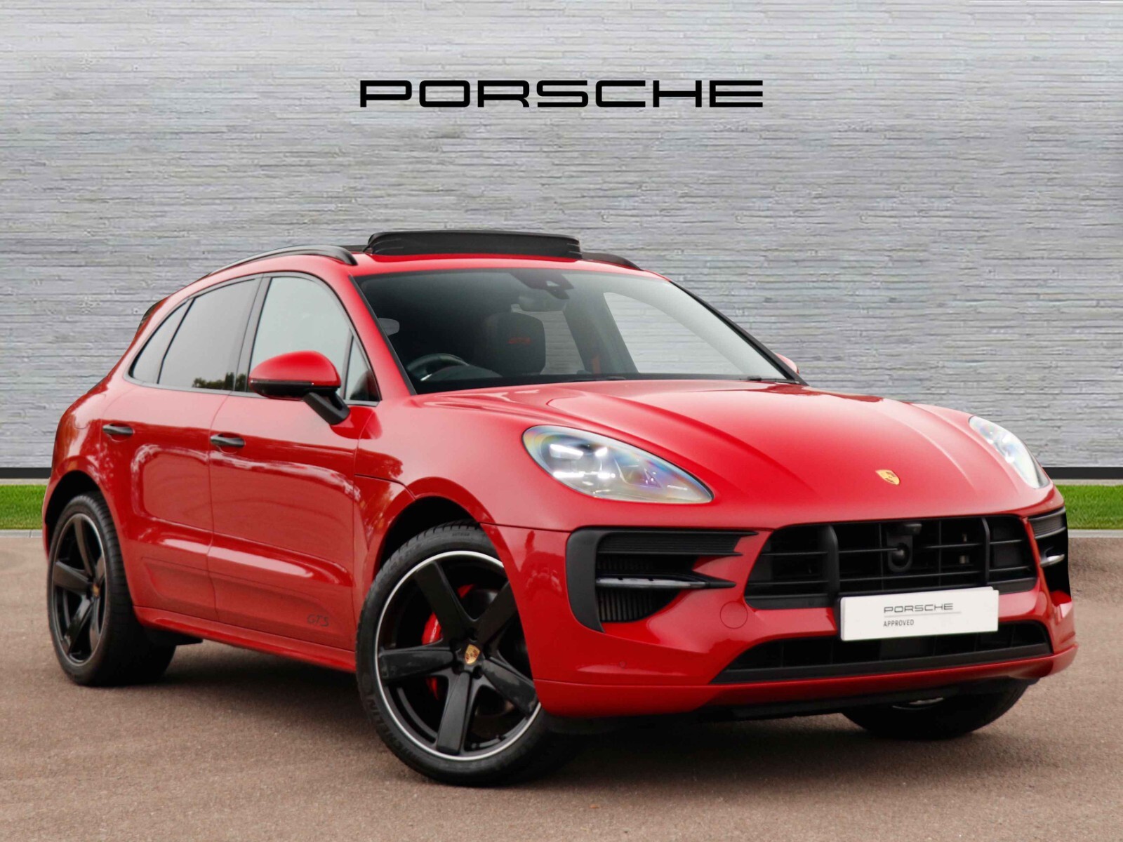 Main listing image - Porsche Macan