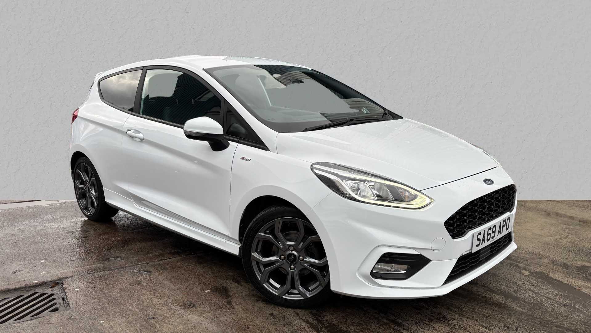 Main listing image - Ford Fiesta